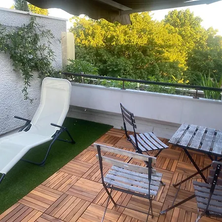 4p Avec Garage Prive